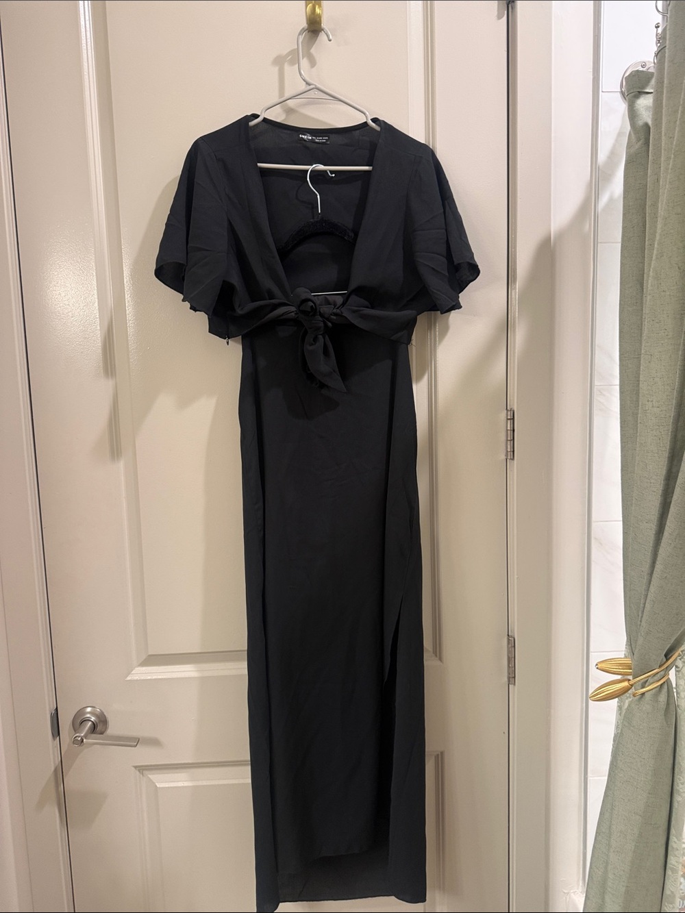 SHEIN Black Tie-Front Maxi Dress with Flutter Sleeves